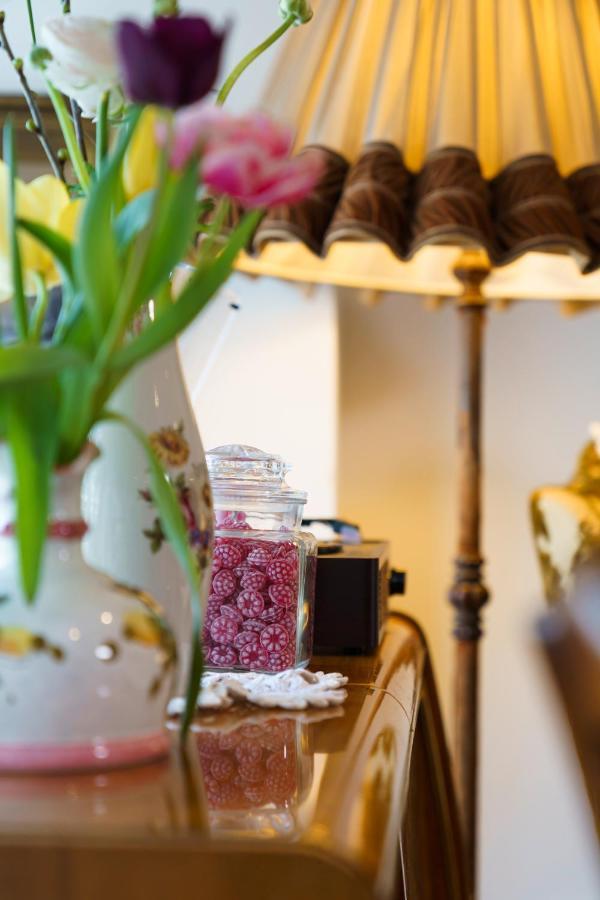 Tante Alma's Lasthaus Am Ring 3*